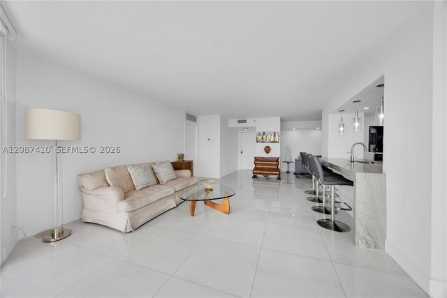 2000 Towerside Ter 1206, Miami, FL 33138