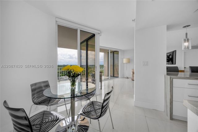 2000 Towerside Ter 1206, Miami, FL 33138