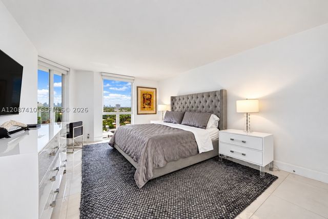 2000 Towerside Ter 1206, Miami, FL 33138