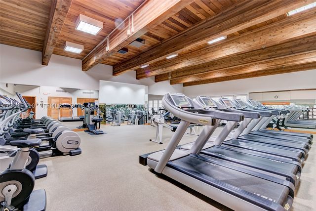 2000 Towerside Ter 1206, Miami, FL 33138