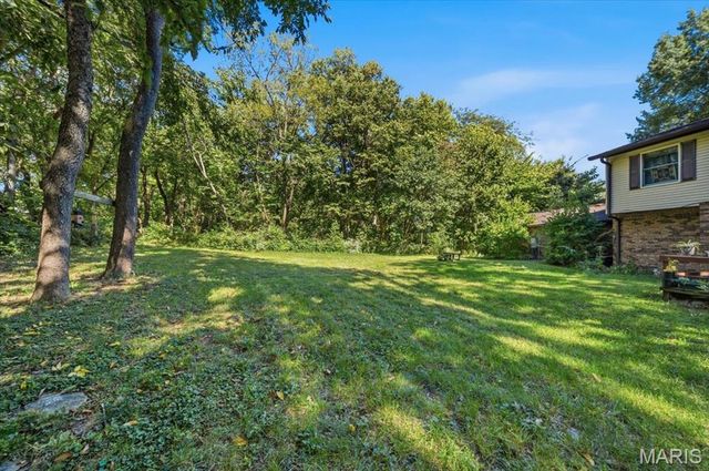 579 N Green Mount Road, Shiloh, IL 62221