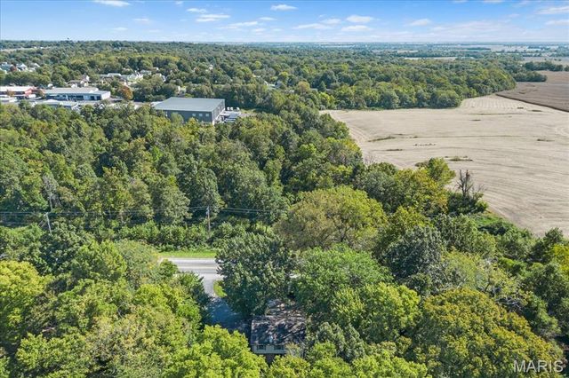 579 N Green Mount Road, Shiloh, IL 62221