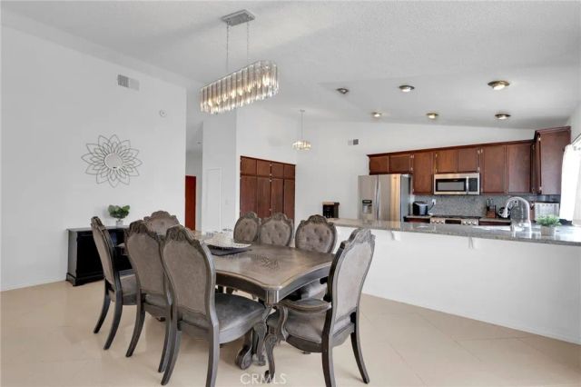 11334 Courtside Street, Victorville, CA 92392