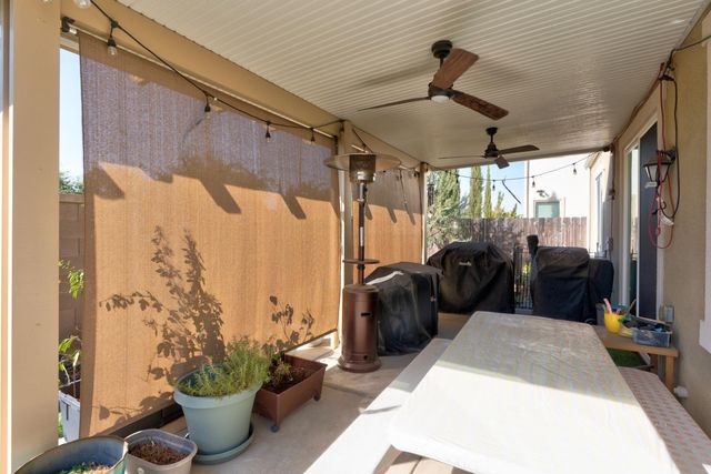 10857 N Knowlton Way, Fresno, CA 93730