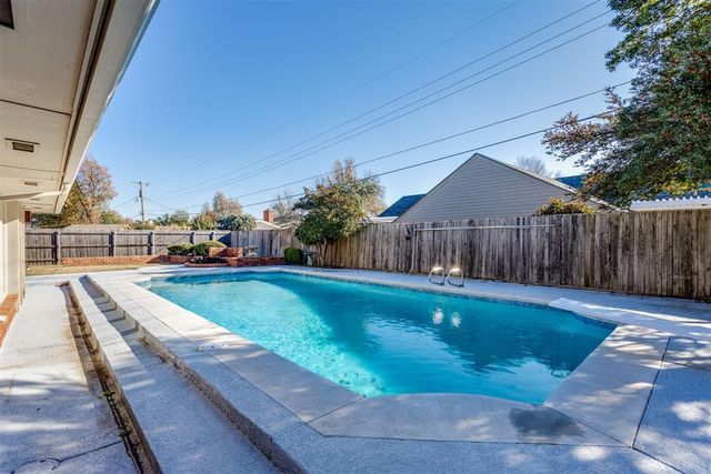 3000 Pelham Drive, Oklahoma City, OK 73120