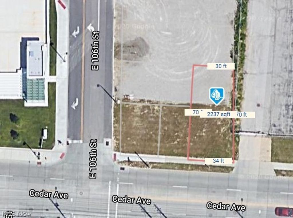 10605 Cedar Avenue, Cleveland, OH 44106
