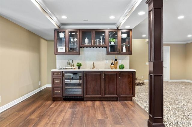 34 Somerset Downs Drive, Ladue, MO 63124
