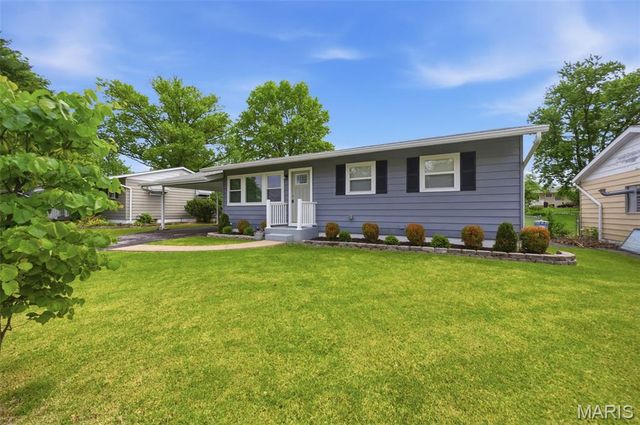 11366 Ranger Drive, St Louis, MO 63128