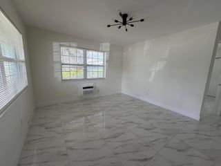 421 NE 11TH Street 1, Fort Lauderdale, FL 33304