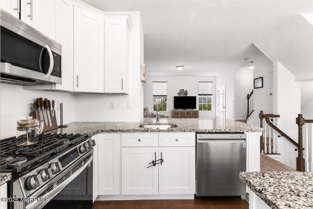 302 Prestige Road 2402, Brick, NJ 08723