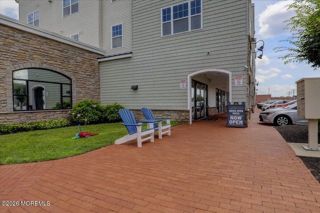 302 Prestige Road 2402, Brick, NJ 08723
