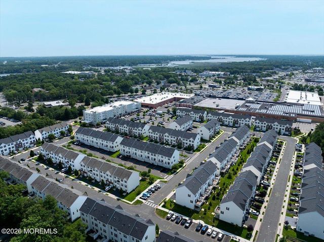 302 Prestige Road 2402, Brick, NJ 08723