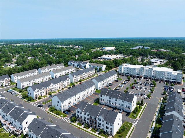 302 Prestige Road 2402, Brick, NJ 08723