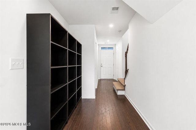 302 Prestige Road 2402, Brick, NJ 08723