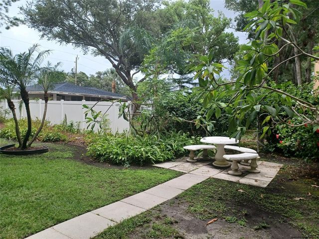 2525 W BAY DRIVE A12, Belleair Bluffs, FL 33770