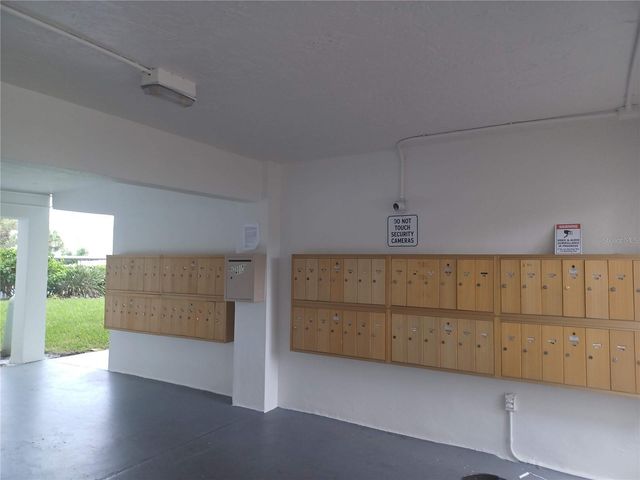 2525 W BAY DRIVE A12, Belleair Bluffs, FL 33770