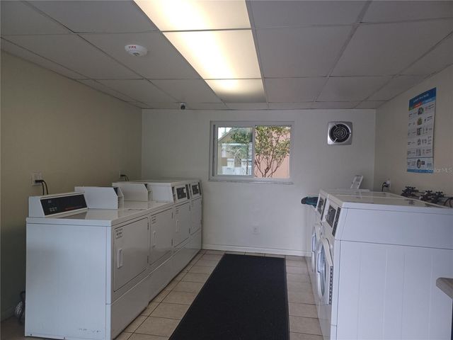 2525 W BAY DRIVE A12, Belleair Bluffs, FL 33770
