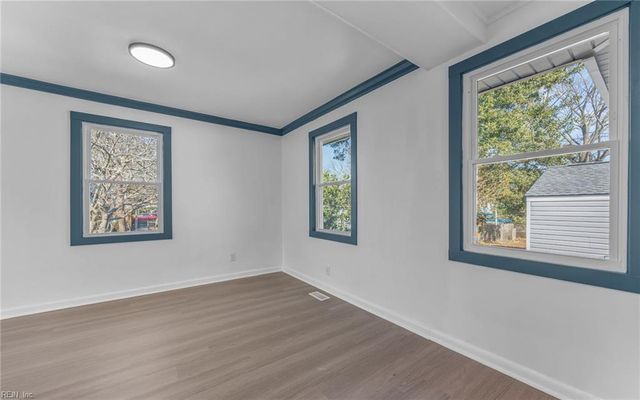 4109 Deep Creek BLVD, Portsmouth, VA 23702