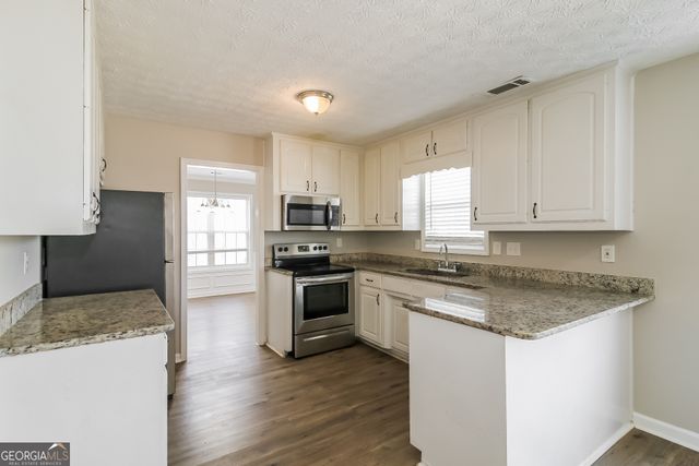 80 E Lawn Drive, Covington, GA 30016