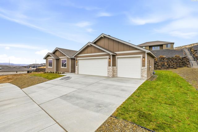 6556 W 29th Ct, Kennewick, WA 99338