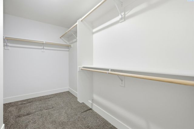 6556 W 29th Ct, Kennewick, WA 99338