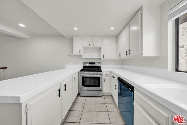 2333 241st Street 3, Lomita, CA 90717