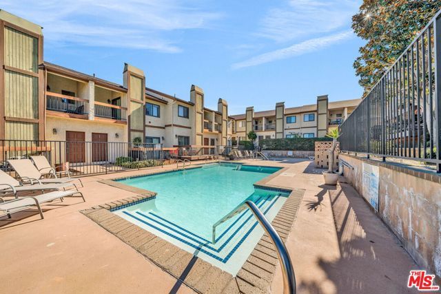 2333 241st Street 3, Lomita, CA 90717