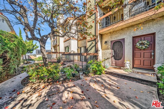 2333 241st Street 3, Lomita, CA 90717