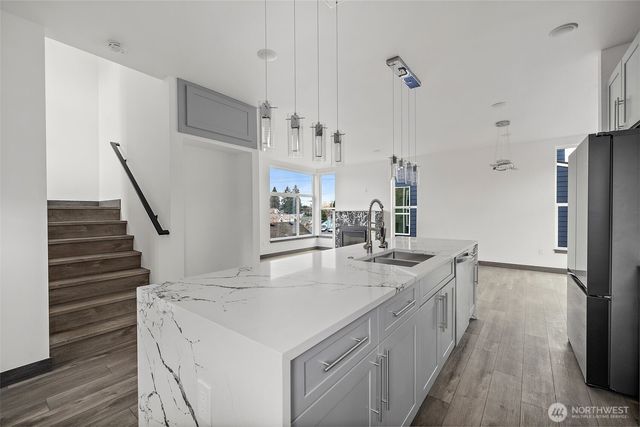 8608 42nd Avenue S, Seattle, WA 98118