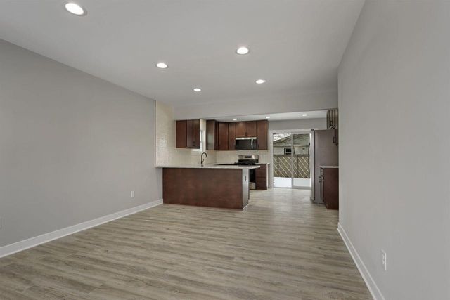 1703 84th PLACE, Kenosha, WI 53143