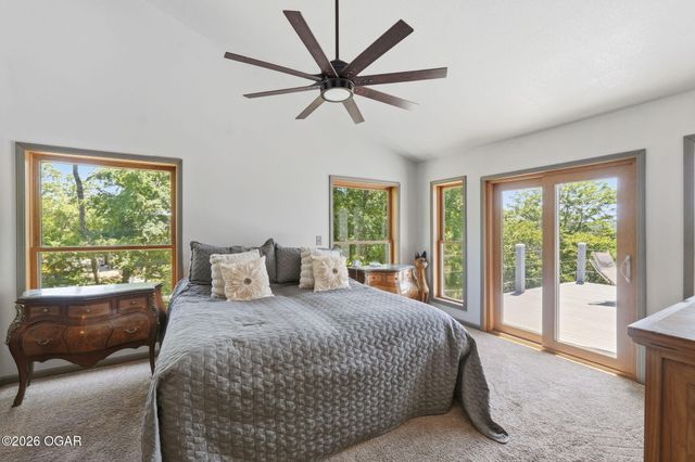 174 Lunker Bass Lane, Shell Knob, MO 65747