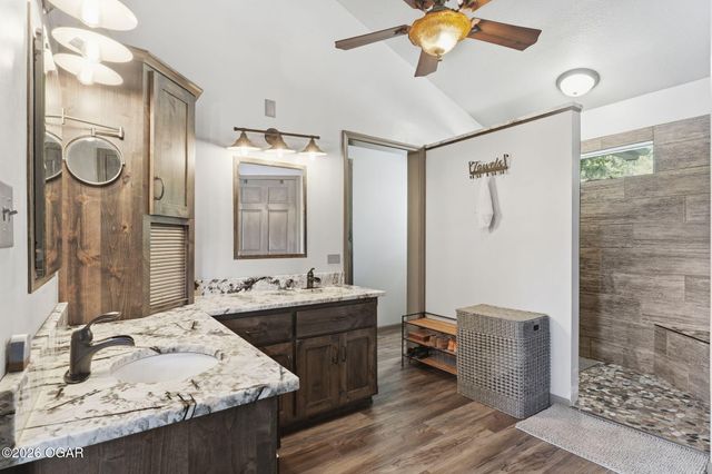 174 Lunker Bass Lane, Shell Knob, MO 65747