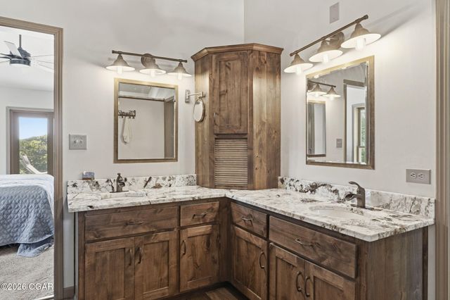 174 Lunker Bass Lane, Shell Knob, MO 65747