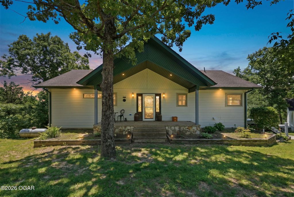 174 Lunker Bass Lane, Shell Knob, MO 65747