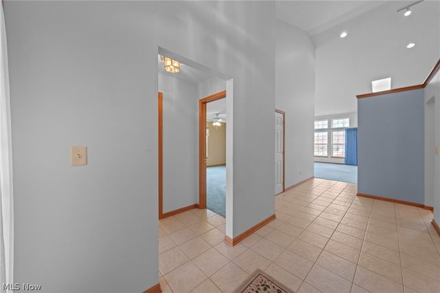 3489 Cobblestone Lane, Cuyahoga Falls, OH 44223