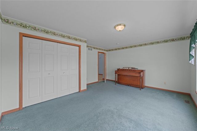 3489 Cobblestone Lane, Cuyahoga Falls, OH 44223