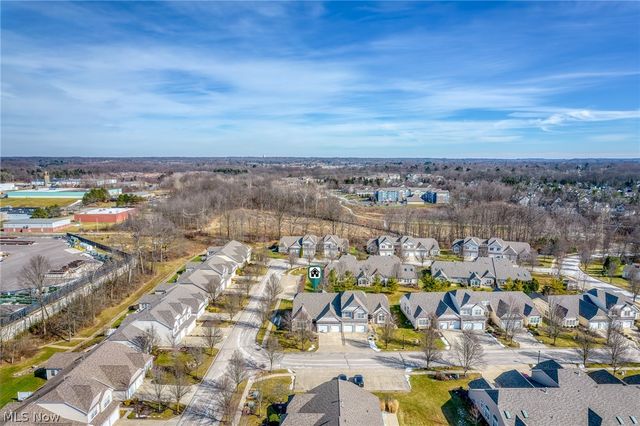 3489 Cobblestone Lane, Cuyahoga Falls, OH 44223