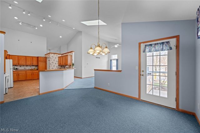 3489 Cobblestone Lane, Cuyahoga Falls, OH 44223