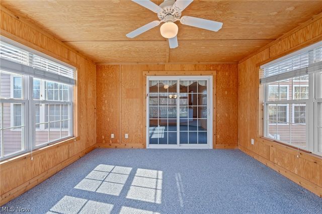 3489 Cobblestone Lane, Cuyahoga Falls, OH 44223