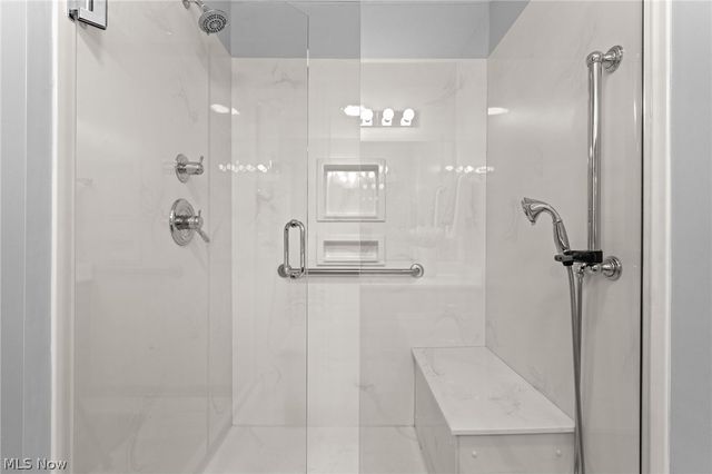 3489 Cobblestone Lane, Cuyahoga Falls, OH 44223