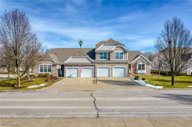 3489 Cobblestone Lane, Cuyahoga Falls, OH 44223