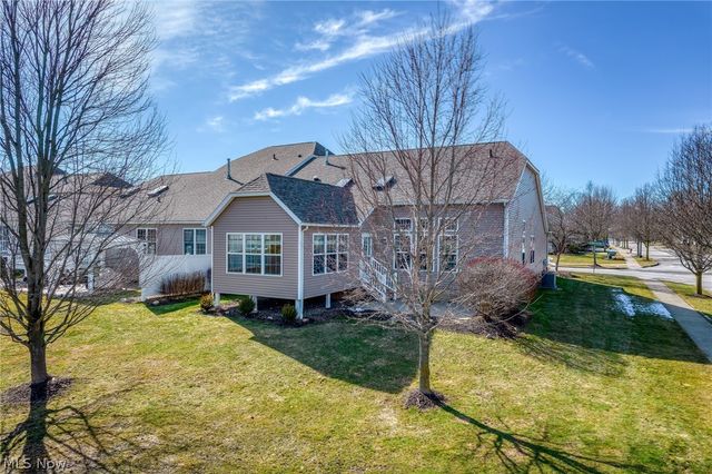 3489 Cobblestone Lane, Cuyahoga Falls, OH 44223