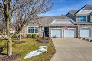 3489 Cobblestone Lane, Cuyahoga Falls, OH 44223