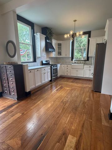 616 N 3rd Street, Danville, KY 40422