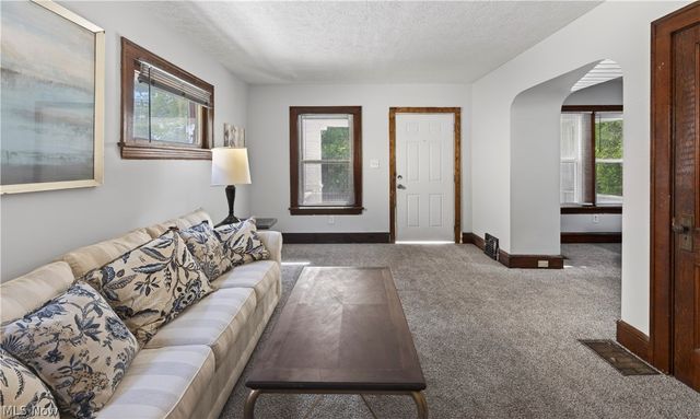 14760 Wemple Road, Cleveland, OH 44110