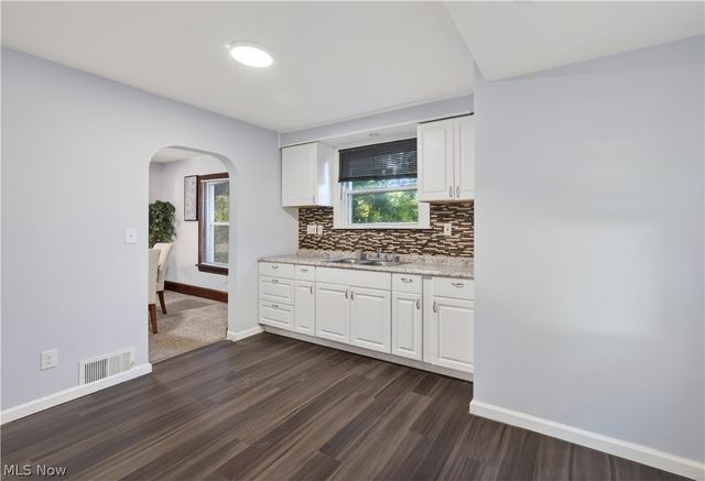 14760 Wemple Road, Cleveland, OH 44110