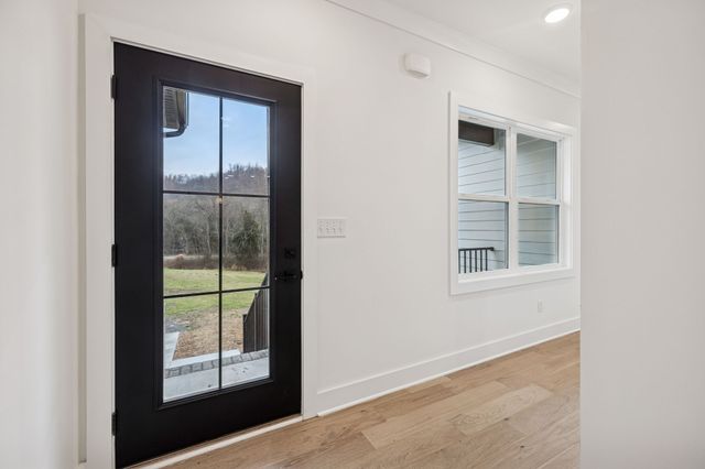 1501 Opossum Paw Rd, Beechgrove, TN 37018