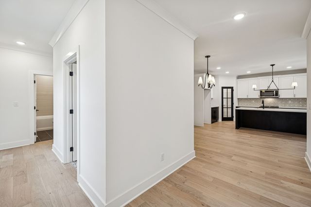 1501 Opossum Paw Rd, Beechgrove, TN 37018