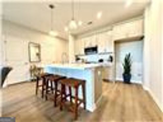 483 Crown Drive, Emerson, GA 30137