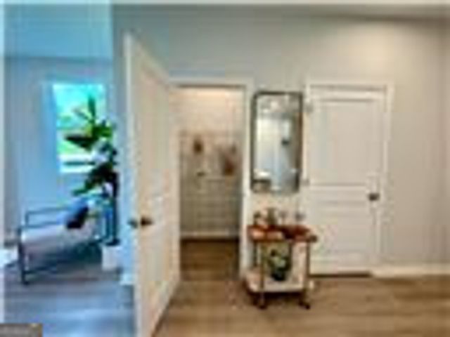 483 Crown Drive, Emerson, GA 30137